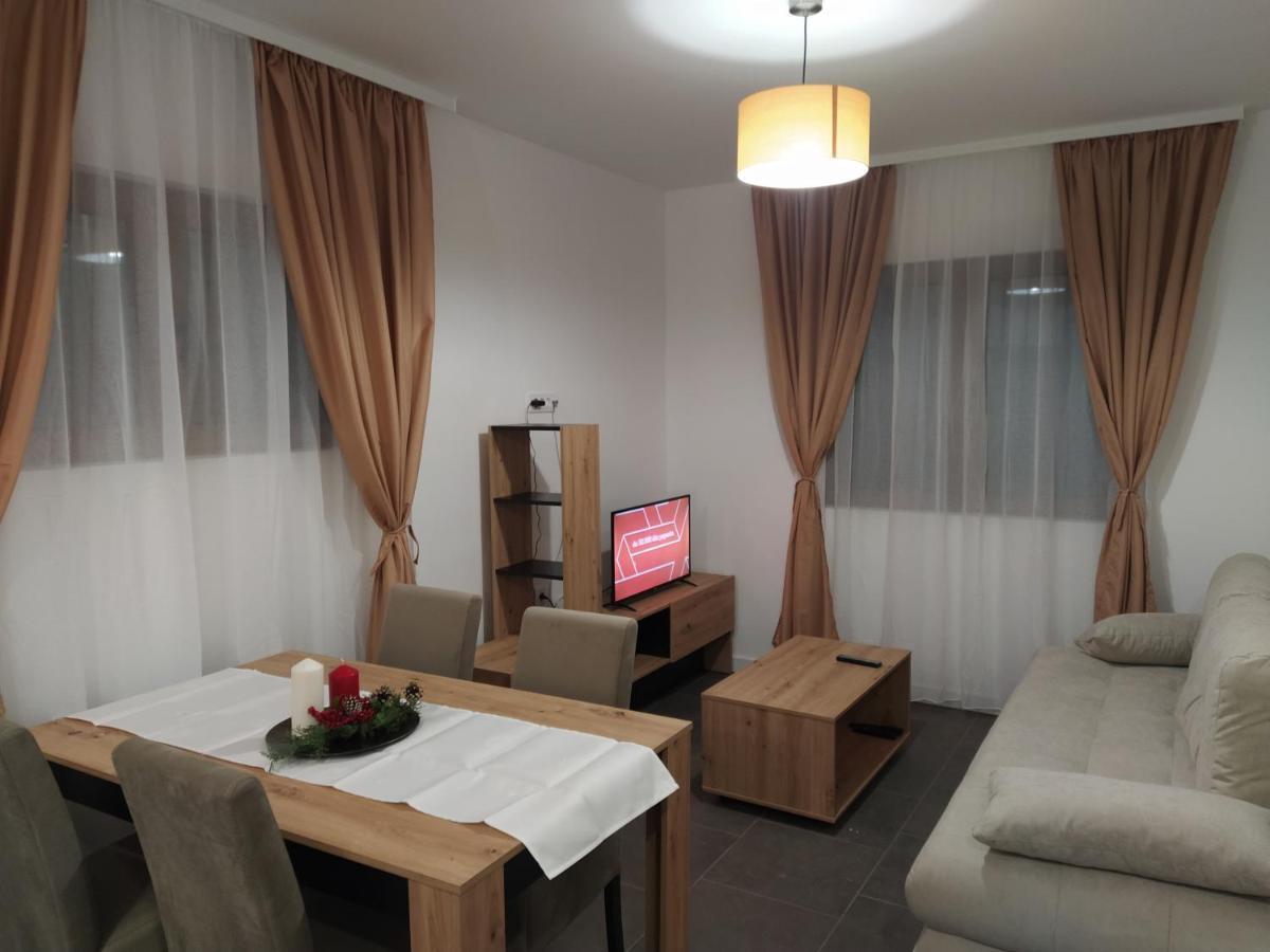 Domacinstvo Kod Gere Bed & Breakfast Crni Vrh Екстериор снимка
